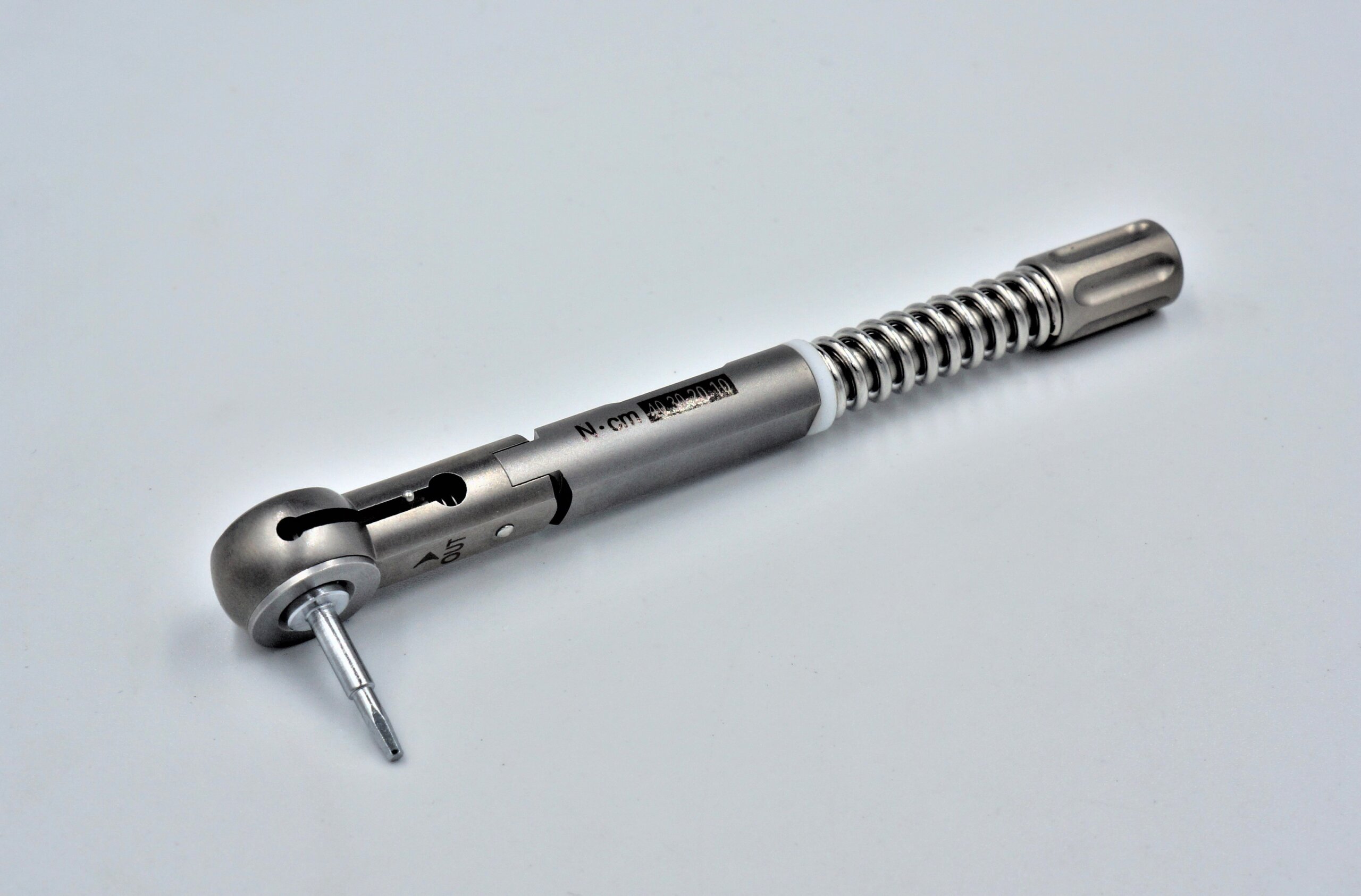 Dental Torque Wrench Prosthetic Kit Equipped 9 Pcs Dental Implant Screws Driver Universal Manual Instrument Tools 15-70Ncm ISO auto draft